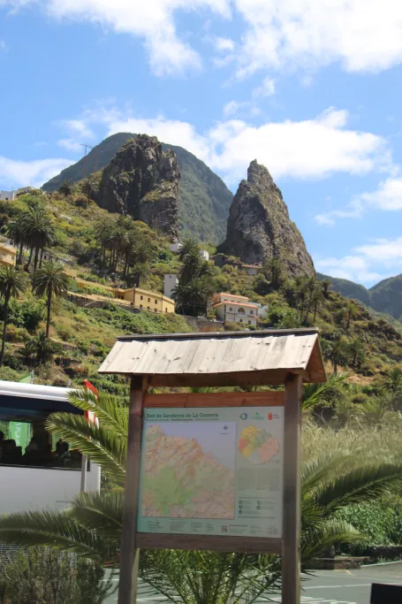 Roques-Pedro-y-Petra-en-La-Hermigua-La-Gomera