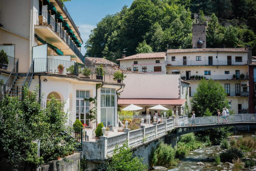 hotel-camprodon-pueblos-bonitos-de-girona