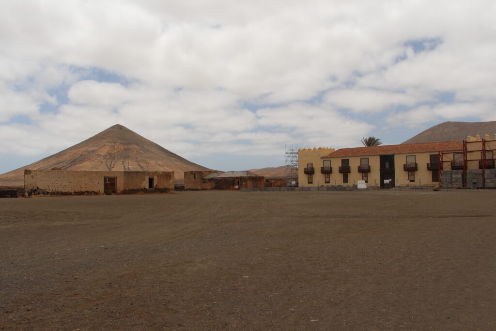 la-casa-de-los-coroneles-que-ver-en-fuerteventura