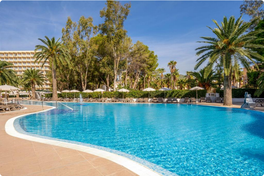 Hotel-familiar-todo incluido-frente-a-la-playa en-Mallorca