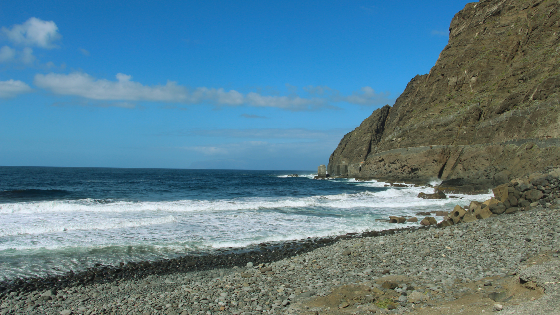 playa-de-santa-catalina-pescante-de-hermigua-la-gomera