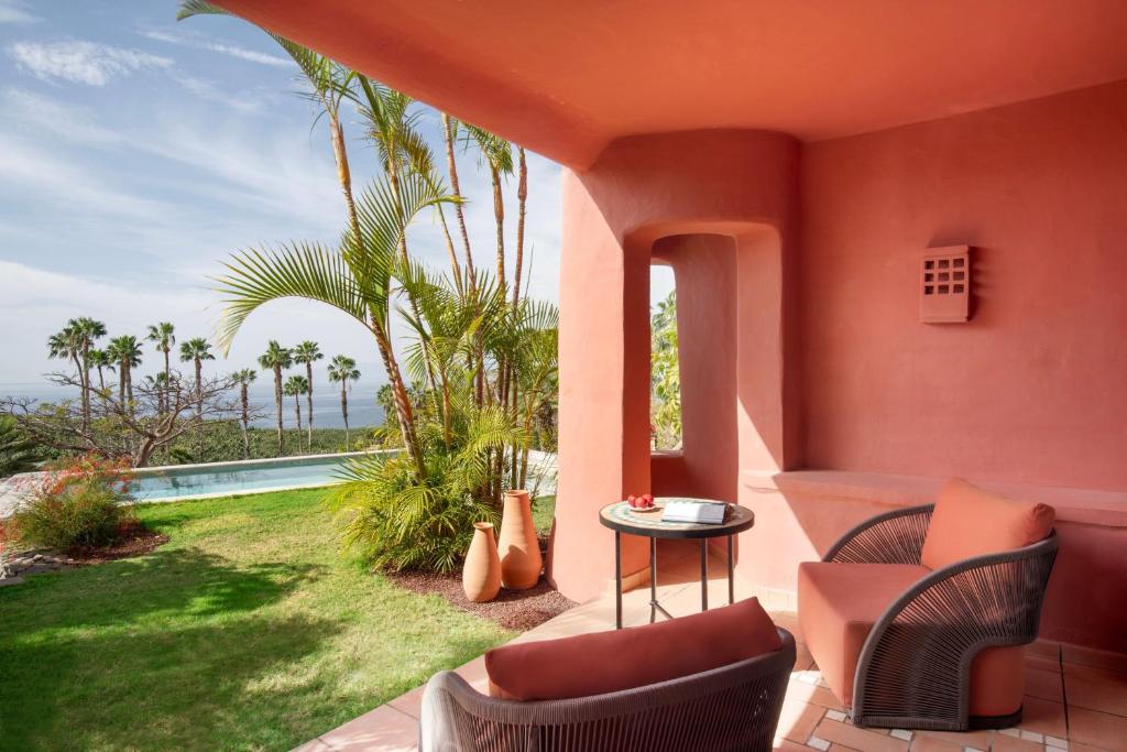 mejores-hoteles-tenerife-viajar-bebe-ritz-carlton-abama