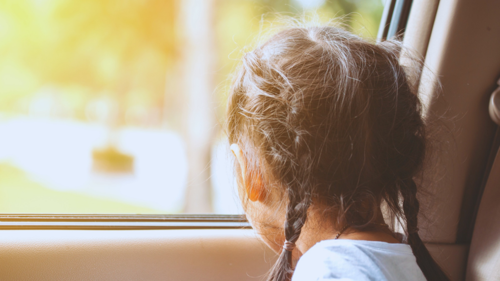disfrutar-viaje-coche-ninos-primer-dia-vacaciones