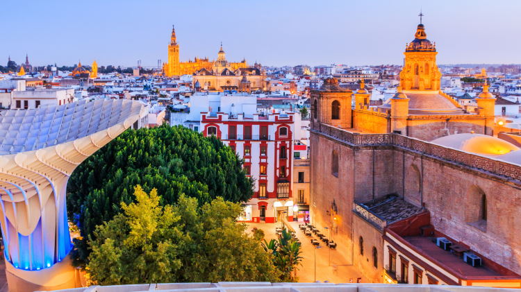 hoteles-en-ciudades-de-españa-para-ir-navidad